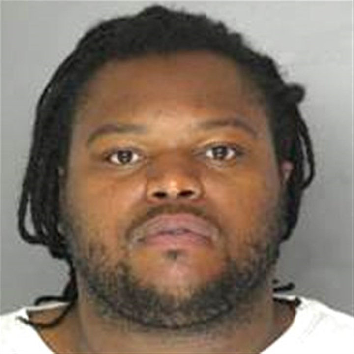 Munhall man accused of assaulting a minor turns self in