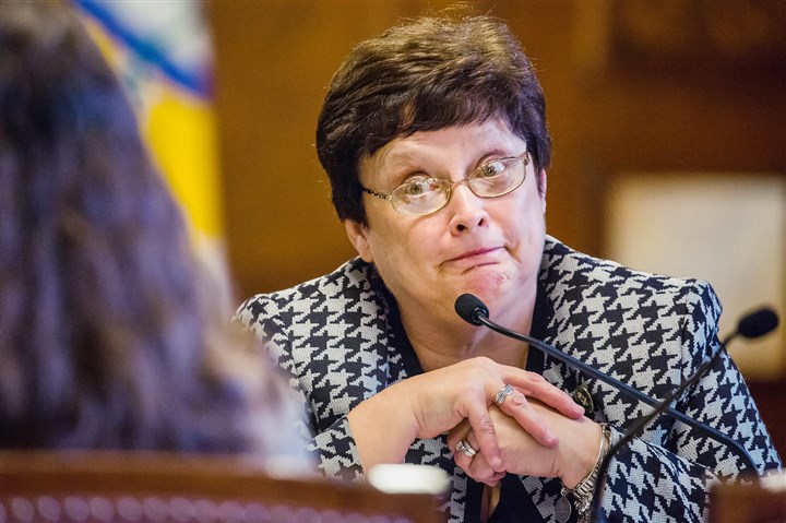 Pittsburgh City Council approves threat of fines for information leaks