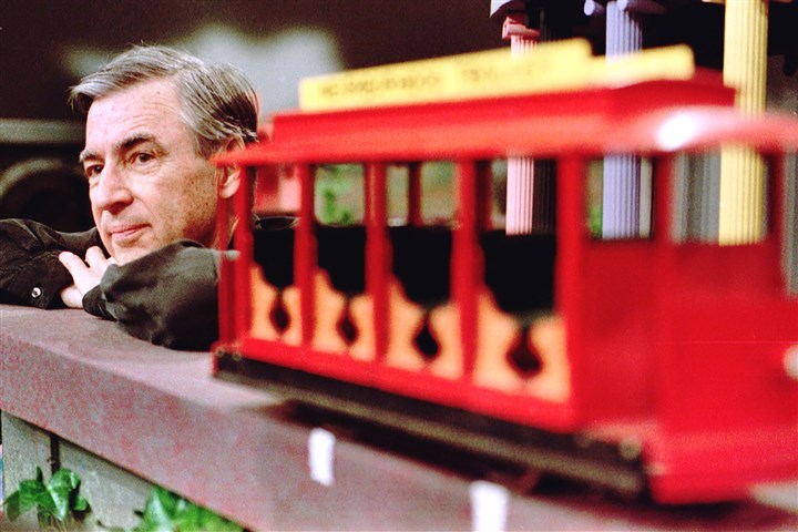 Fred Rogers re-emerges as champion for PBS