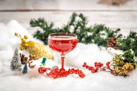 Holiday-themed pop-up bar Miracle to open Friday on Liberty