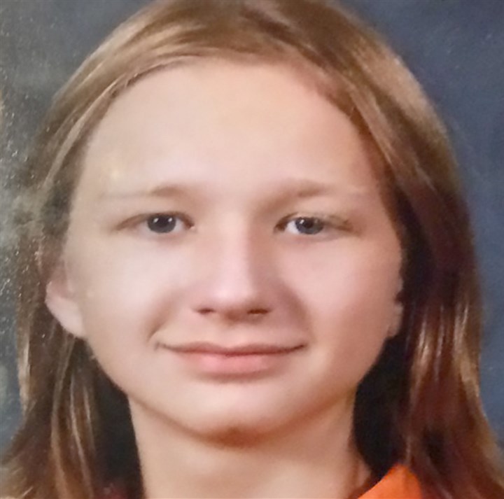 Priest urges mourners to pray for teen charged with shooting mother, brother