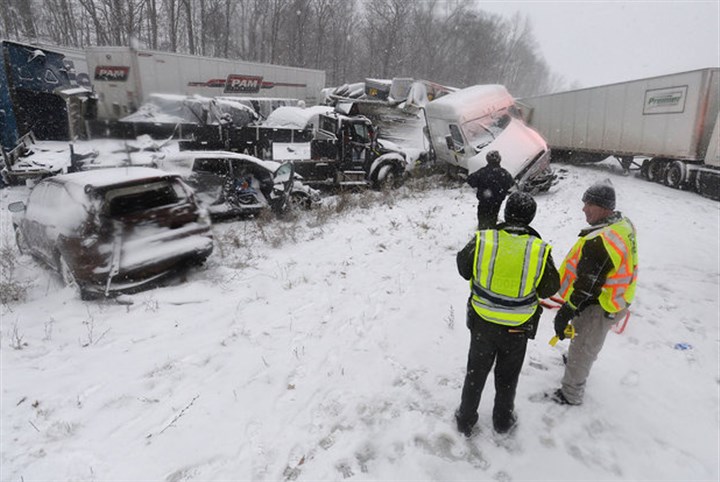 Westbound I-90 in Erie County closed hours after multiple weather-related crashes