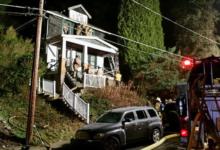 Crews respond to house fire in Castle Shannon