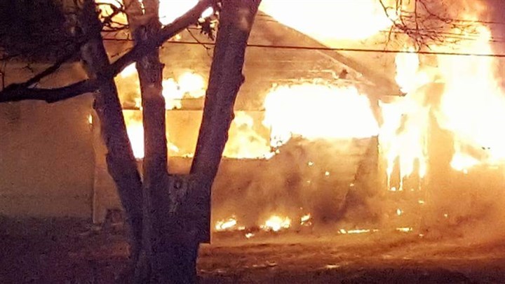 House destroyed in Richland fire