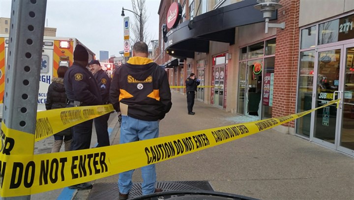 Suspect critically wounded during attempted robbery at Subway shop in South Side