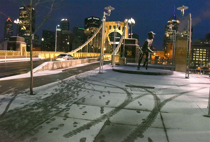 TRAFFIC: Black ice causing numerous accidents throughout Pittsburgh area