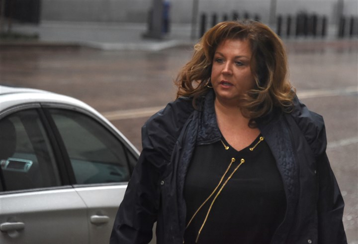 Feds tell judge that 'Dance Moms' star meant to harm creditors by hiding income