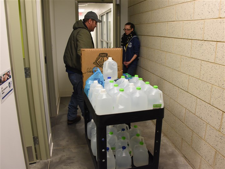 11 water distribution stations set up during Pittsburgh water advisory
