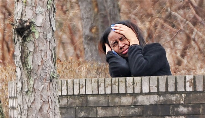 Victims identified in double-fatal fire at White Oak apartment complex