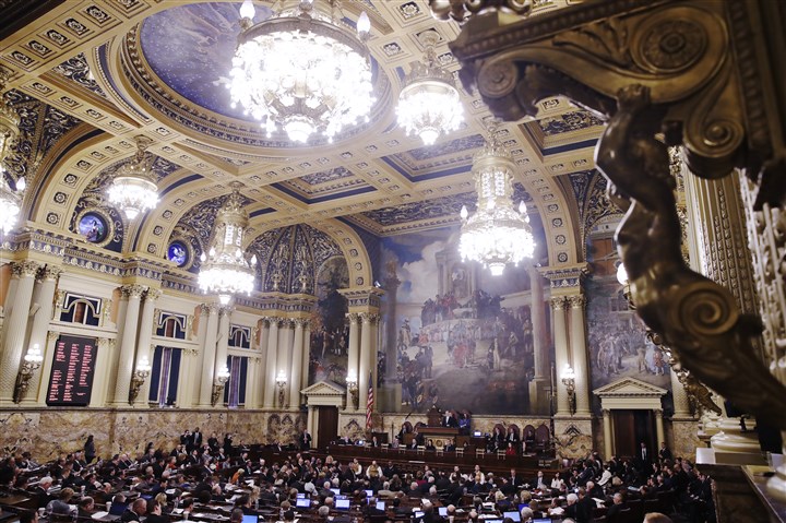 State Senate moves to authorize unemployment compensation funding