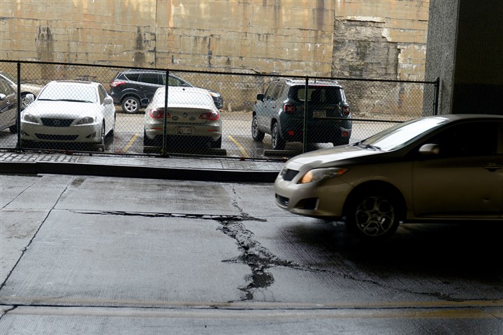 Divot on North Shore street to be filled in — again