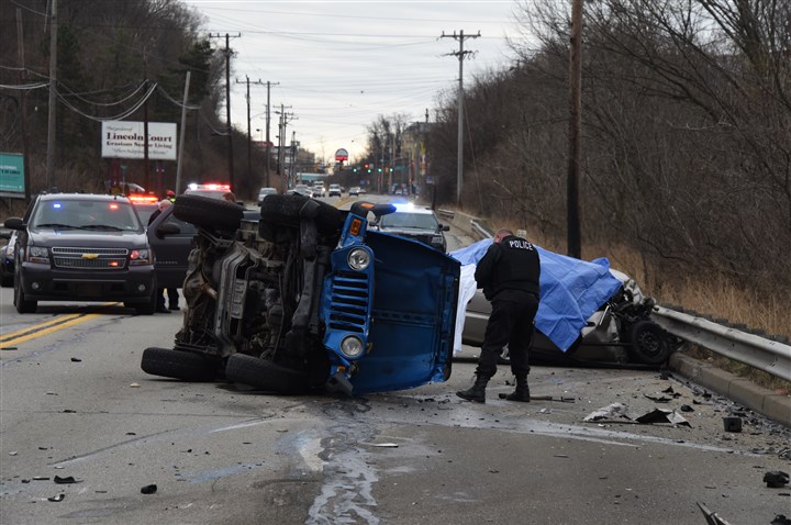 At least one dead in Route 30 crash in North Versailles