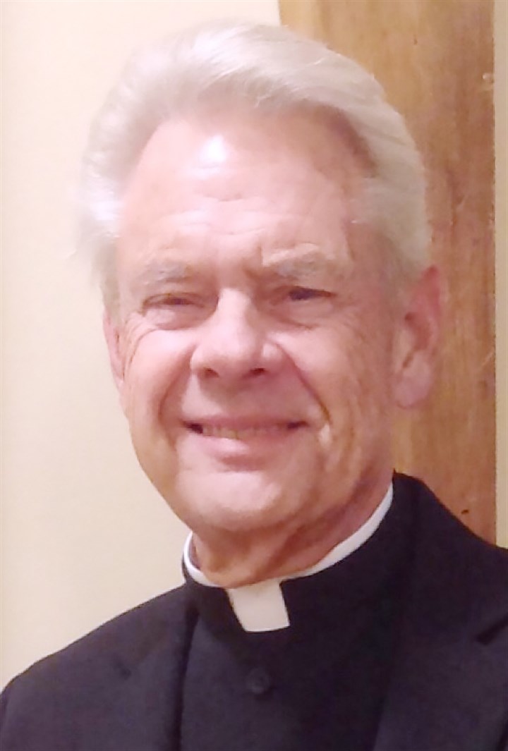 Obituary: Rev. David Gleason / Strong pulpit skills and a personal touch