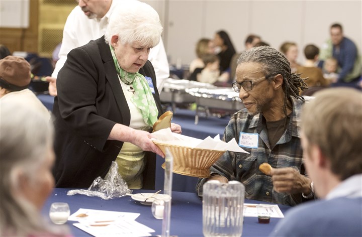 Due for a change: Temple Sinai opts for pledge system for funding