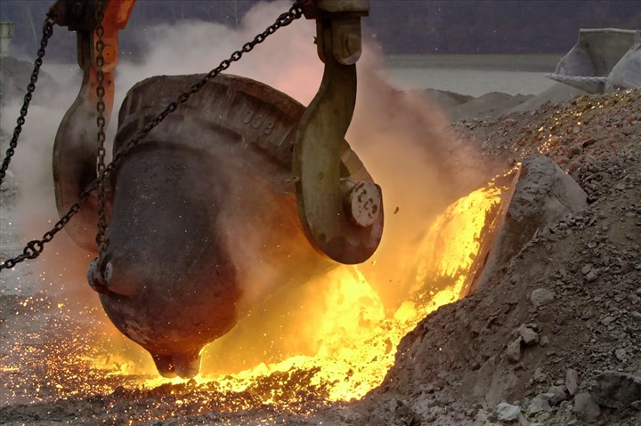 Pollution notice filed with steelmaker Ludlum