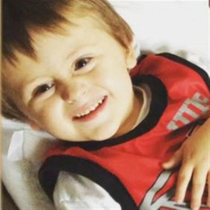 Mother of slain Butler boy charged with endangerment