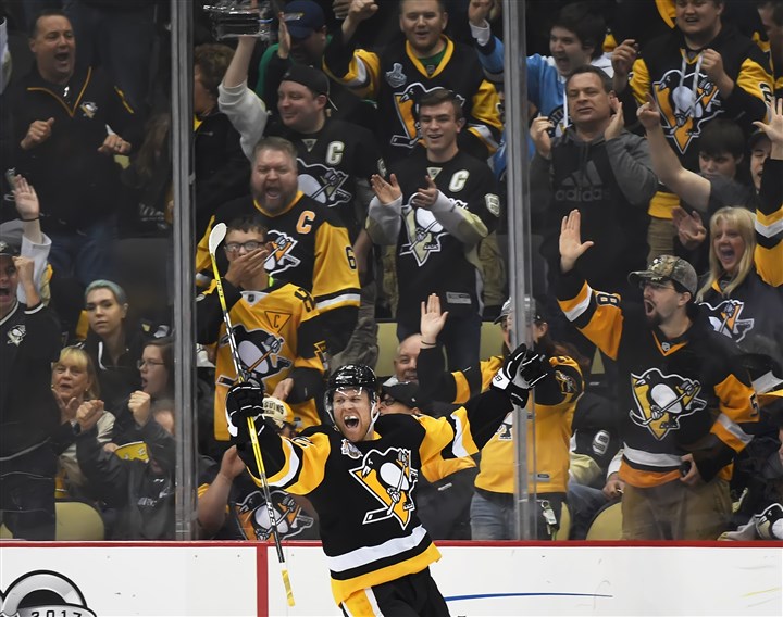 Penguins fans asked to 'Gold Out' during playoffs