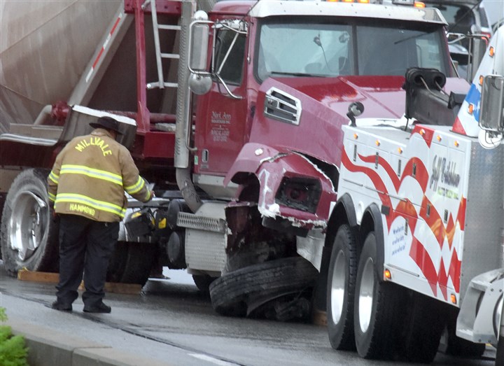 PennDOT, commuters deals with 'extraordinary' event on SB Route 28