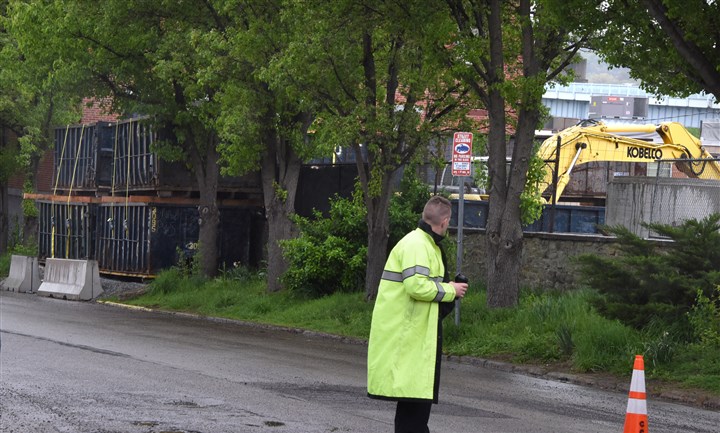 Removal of Civil War-era cannonballs begins in Lawrenceville