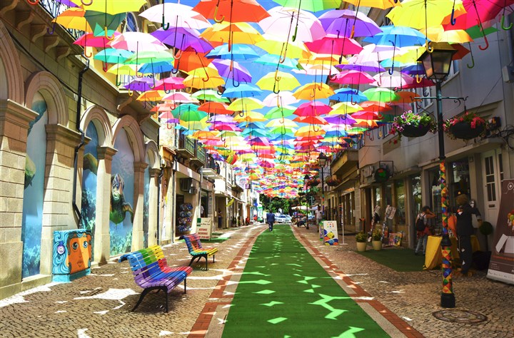 Umbrella Sky will rise over art festival
