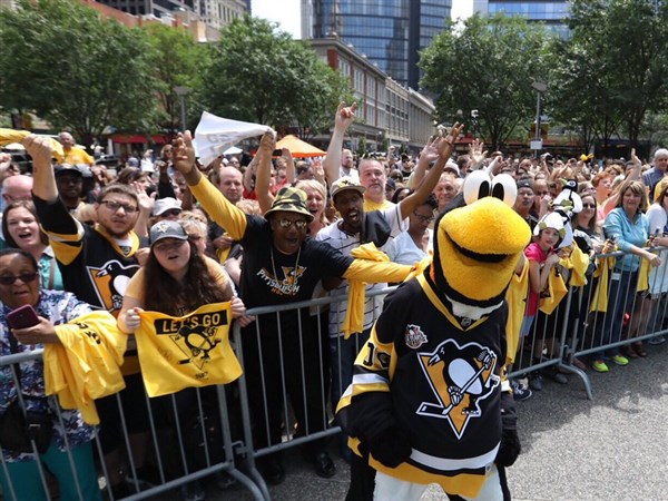 Fans rally in Market Square to cheer on Penguins