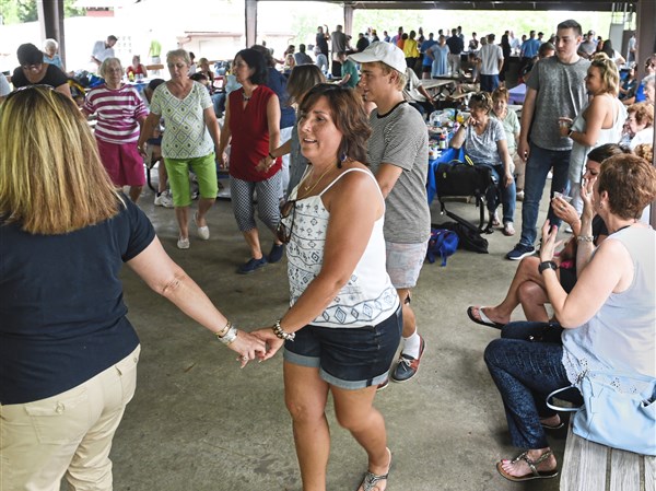 Roasted lamb, brandy and Kennywood: Serbians celebrate 'Three Day'