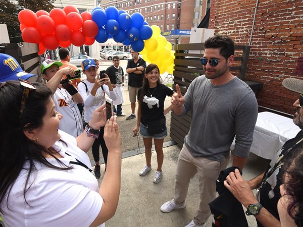 Pittsburgh's Venezuelan population takes part in international referendum