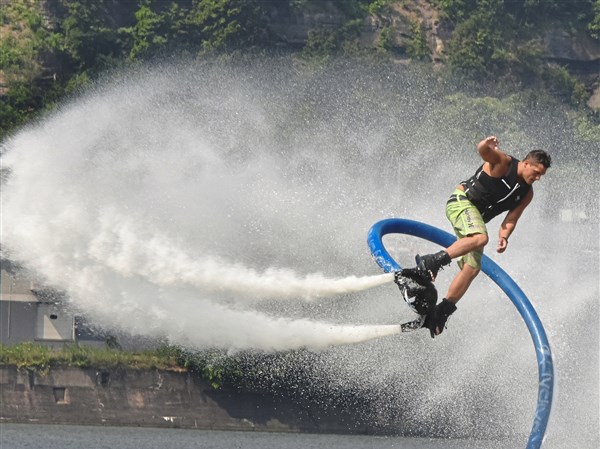 Regatta goes all out — and way up — to celebrate 40th anniversary