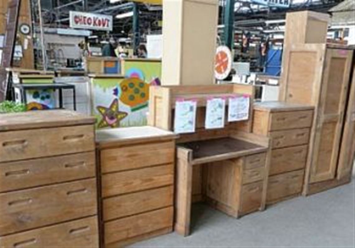 A Pretty Good Deal On Some Pretty Good Furniture At Construction